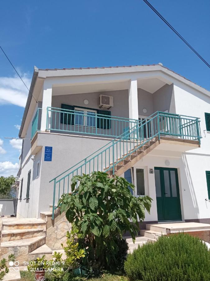 Vila Rosanda Слатине Екстер'єр фото